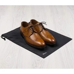 Bruce. 3 X Premium Garment Bag Incl. Shoe Bag | 39.4 X 23.6 Inches | Suit Bags For Travel And Storage | Breathable Bags For Suits, Jackets And Dresses (39.4 X 23.6 Inches - 100 Cm X 60 Cm) 12 Bruce. 3 X Premium Garment Bag Incl. Shoe Bag | 39.4 X 23.6 Inches | Suit Bags For Travel And Storage | Breathable Bags For Suits, Jackets And Dresses (39.4 X 23.6 Inches - 100 Cm X 60 Cm) -Samsonite Sales Store 41mIPbz3YyL