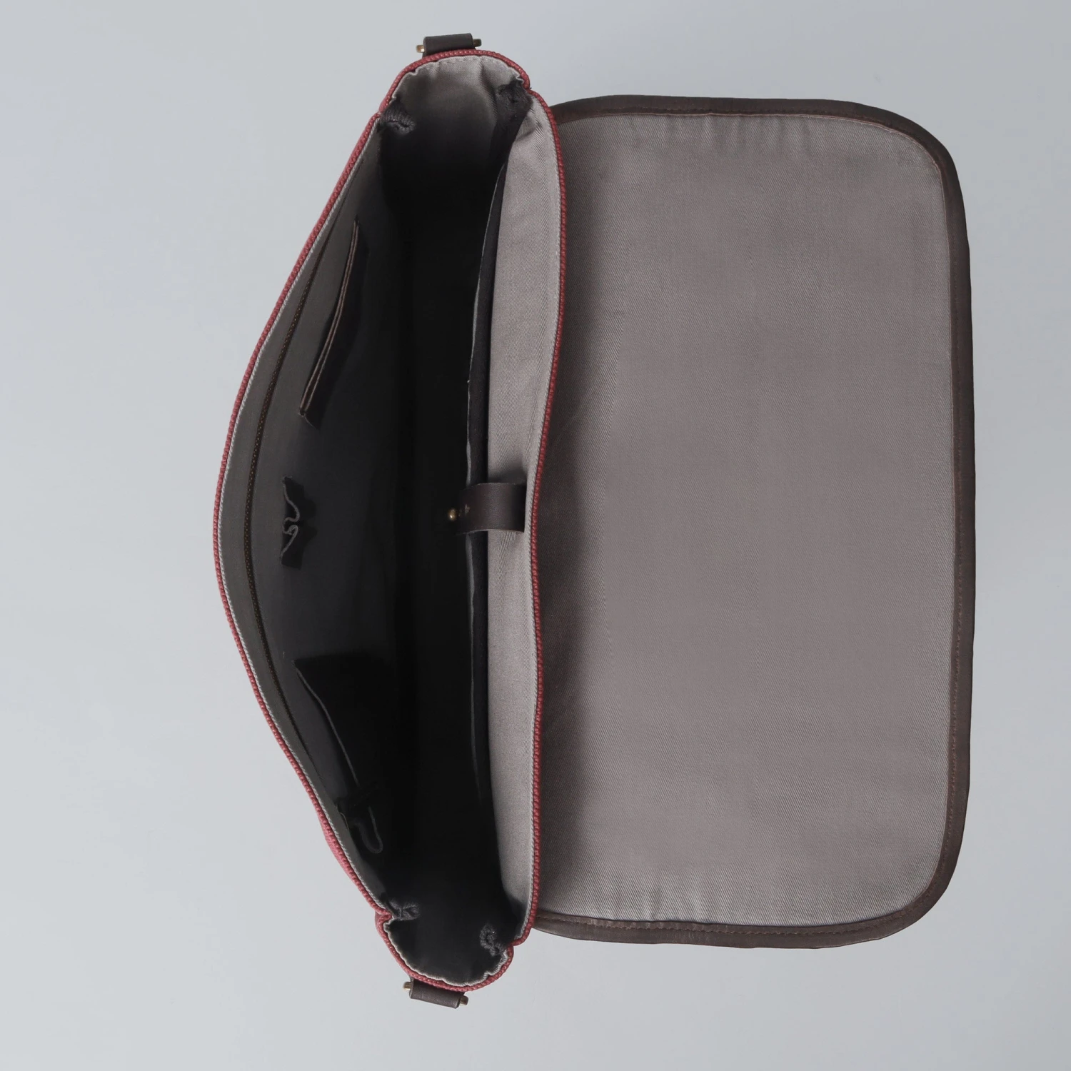 Oslo Canvas Messenger Bag 3 Oslo Canvas Messenger Bag - Image 3