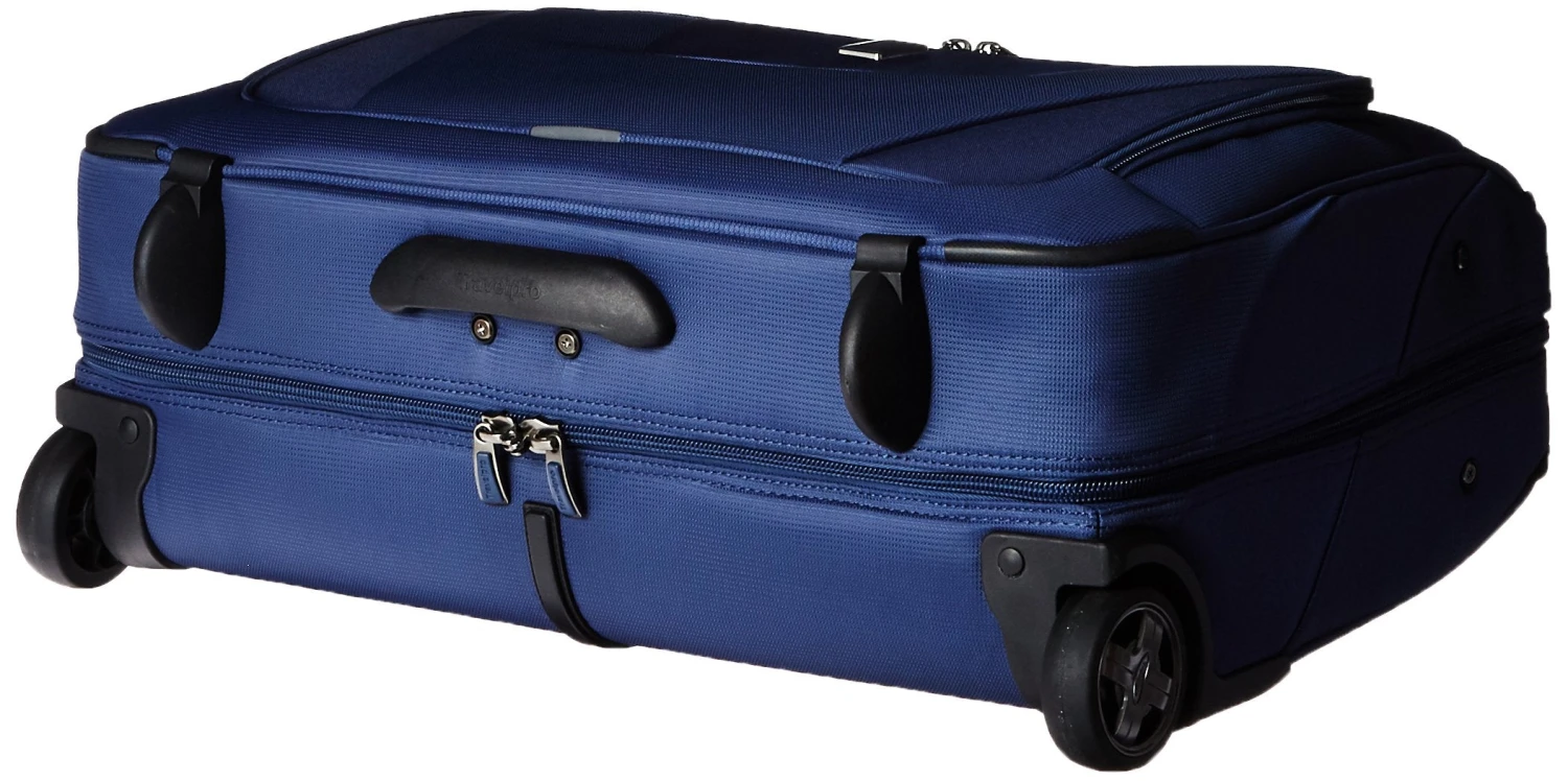 Travelpro Maxlite 4 Carry-on Garment Bag, Blue 4 Travelpro Maxlite 4 Carry-on Garment Bag, Blue - Image 4